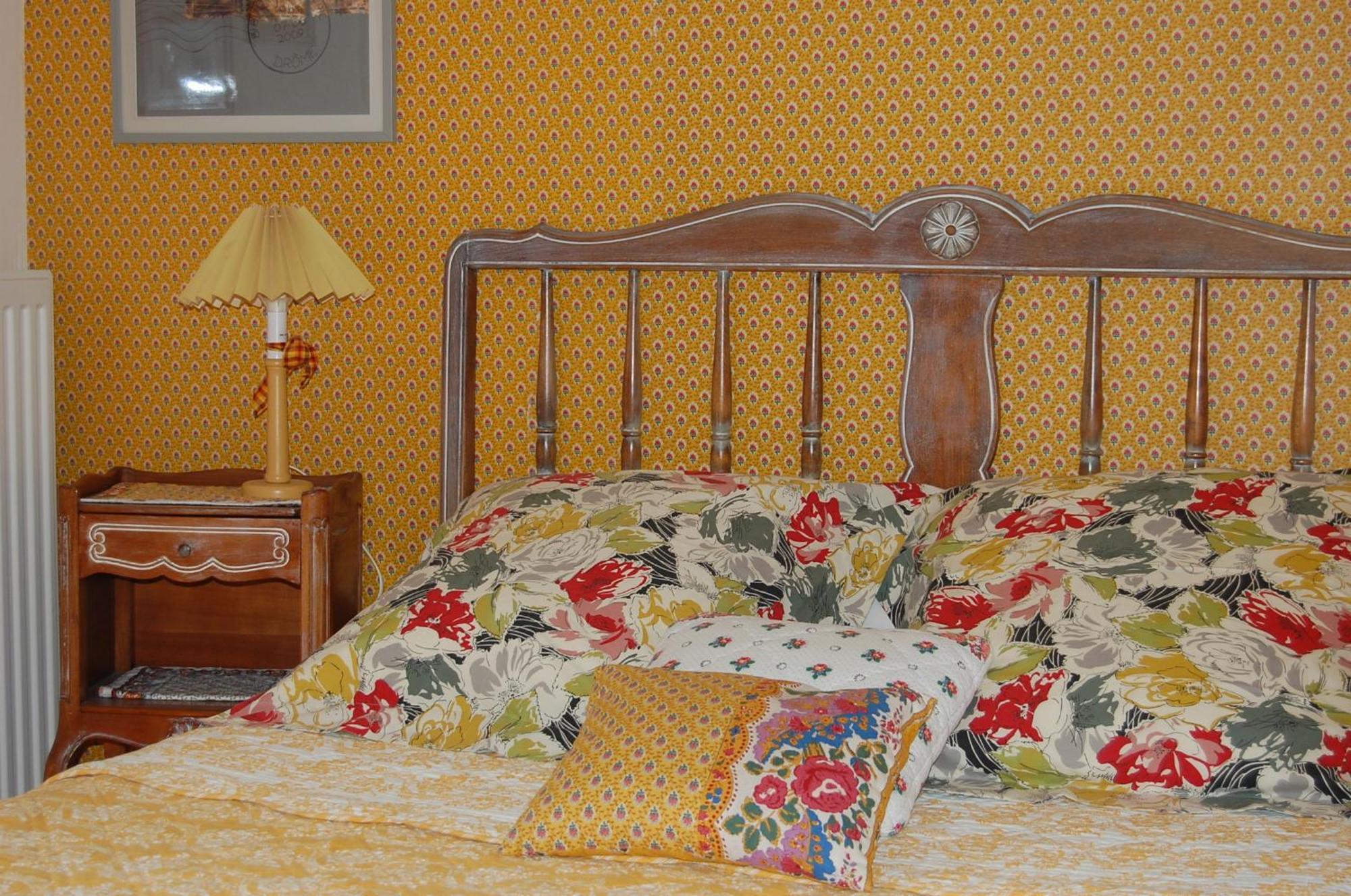 Bed and Breakfast Le Mas Des Clots Upie Exteriér fotografie