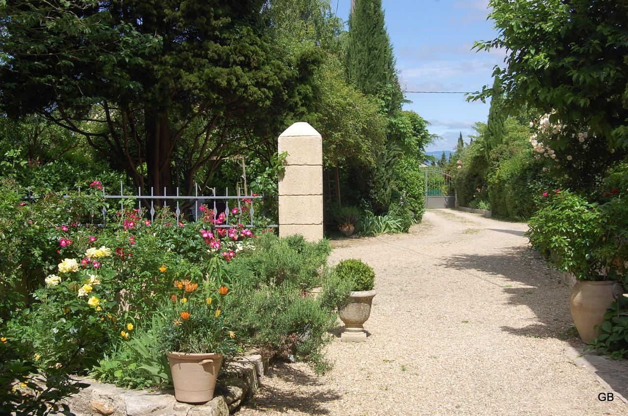 Bed and Breakfast Le Mas Des Clots Upie Exteriér fotografie